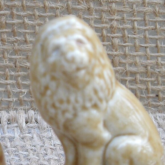 Vintage Wade Whimsies Lion Porcelain Figurine - Picture 7 of 10
